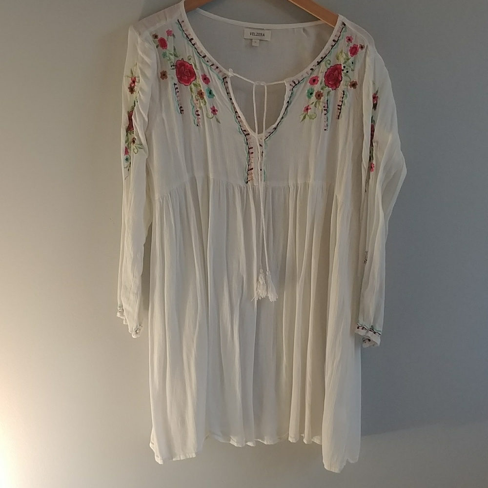 Velzera Embroidered Top With Tie-front Closure